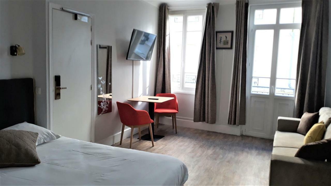 Hotel Le Reynita Трувиль-сюр-Мер Экстерьер фото